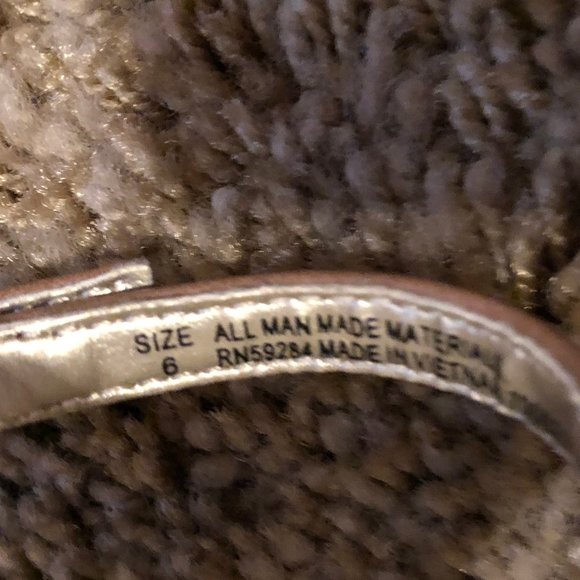 Children's Place Butterfly Thong Sandals New - Picture 6 of 6